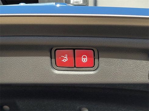 Certified 2022 Mercedes-Benz C 300 Sedan image 10