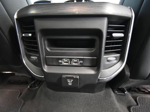 Used 2024 RAM 1500 Laramie AWD/4WD image 28