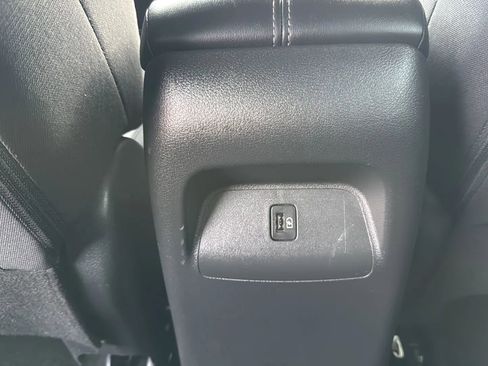 Used 2022 Nissan Sentra SV image 28