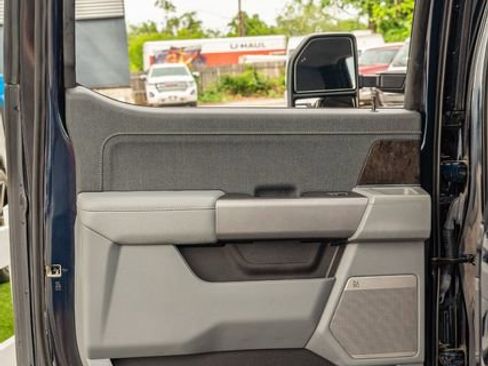 Used 2022 Ford F150 Lariat image 33