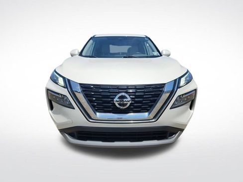 Used 2021 Nissan Rogue SV FWD image 2