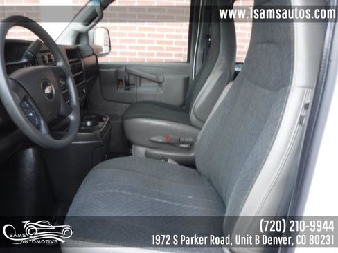 Used 2020 GMC Savana 2500 w/ Driver Convenience Package image 32