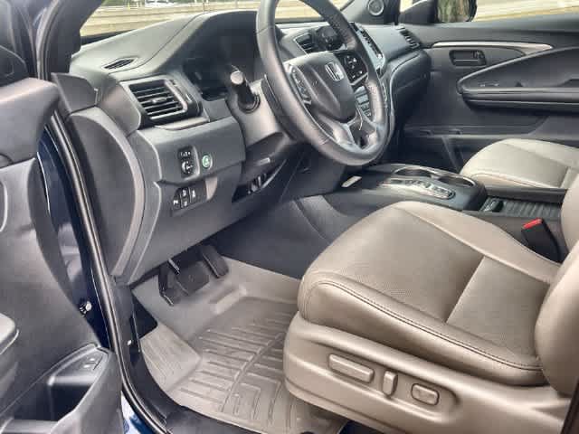 Certified 2023 Honda Passport EX-L image 3
