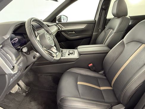 Used 2024 MAZDA CX-90 3.3 Turbo S w/ Premium Package image 18