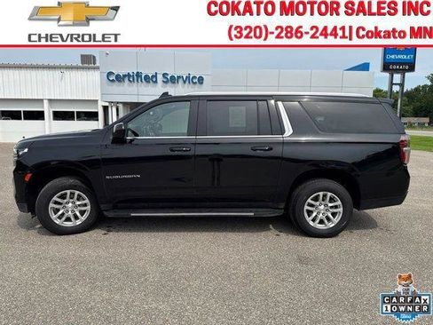 Used 2024 Chevrolet Suburban LT AWD/4WD image 4