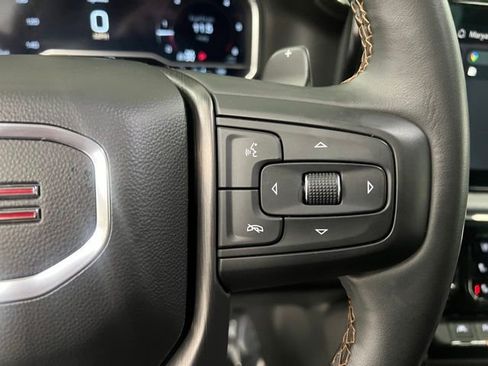 Used 2023 GMC Sierra 1500 AT4 w/ AT4 Preferred Package AWD/4WD image 29