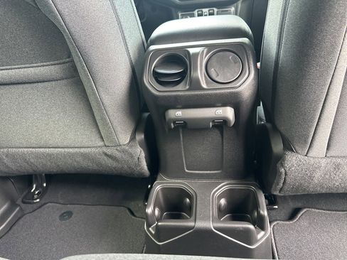 New 2025 Jeep Gladiator Sport image 46