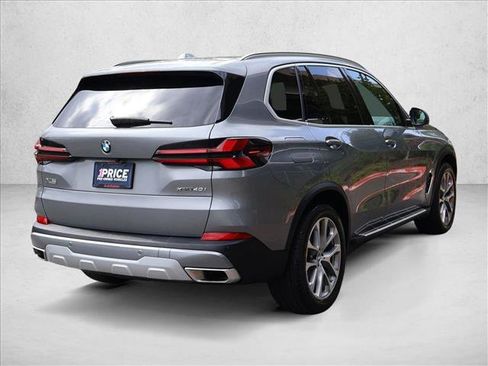 Used 2026 BMW X5 xDrive40i AWD/4WD image 6