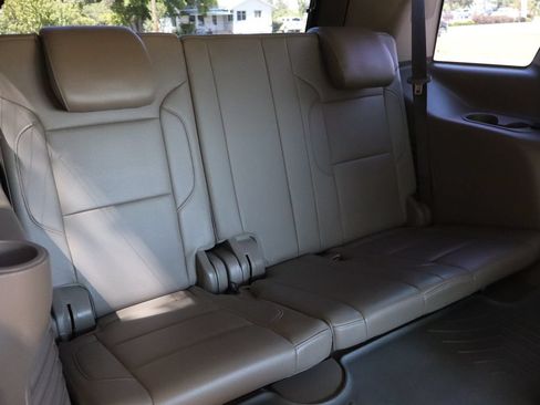 Used 2020 Chevrolet Tahoe Premier AWD/4WD image 22