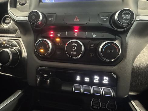 Used 2022 RAM 1500 Big Horn AWD/4WD image 33