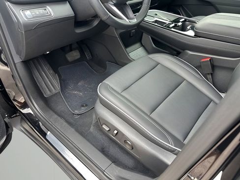 Used 2025 Buick Enclave Preferred FWD image 29