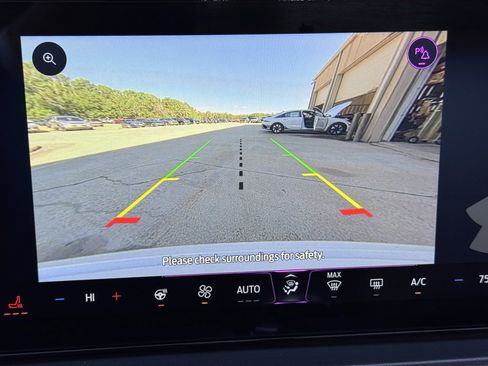 Used 2024 Ford Mustang Premium image 3