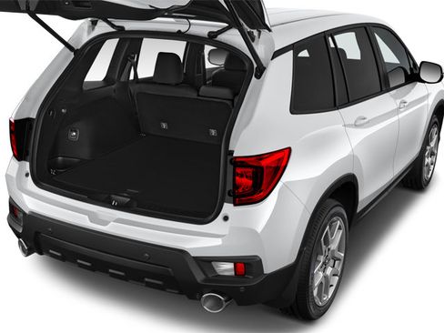 Used 2023 Honda Passport TrailSport image 4