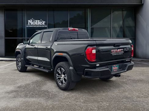 Used 2023 GMC Canyon AT4 w/ AT4 Premium Package AWD/4WD image 8