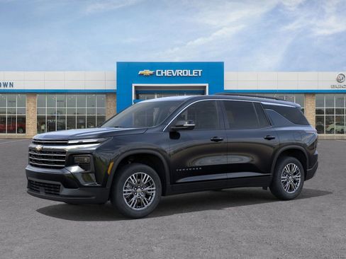 New 2026 Chevrolet Traverse LT w/ LPO, Floor Liner Package image 2