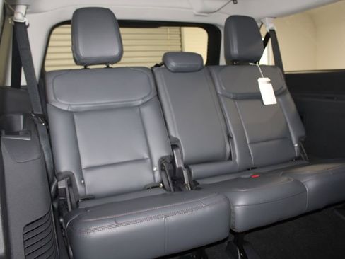 New 2025 Ford Expedition Max Active image 36