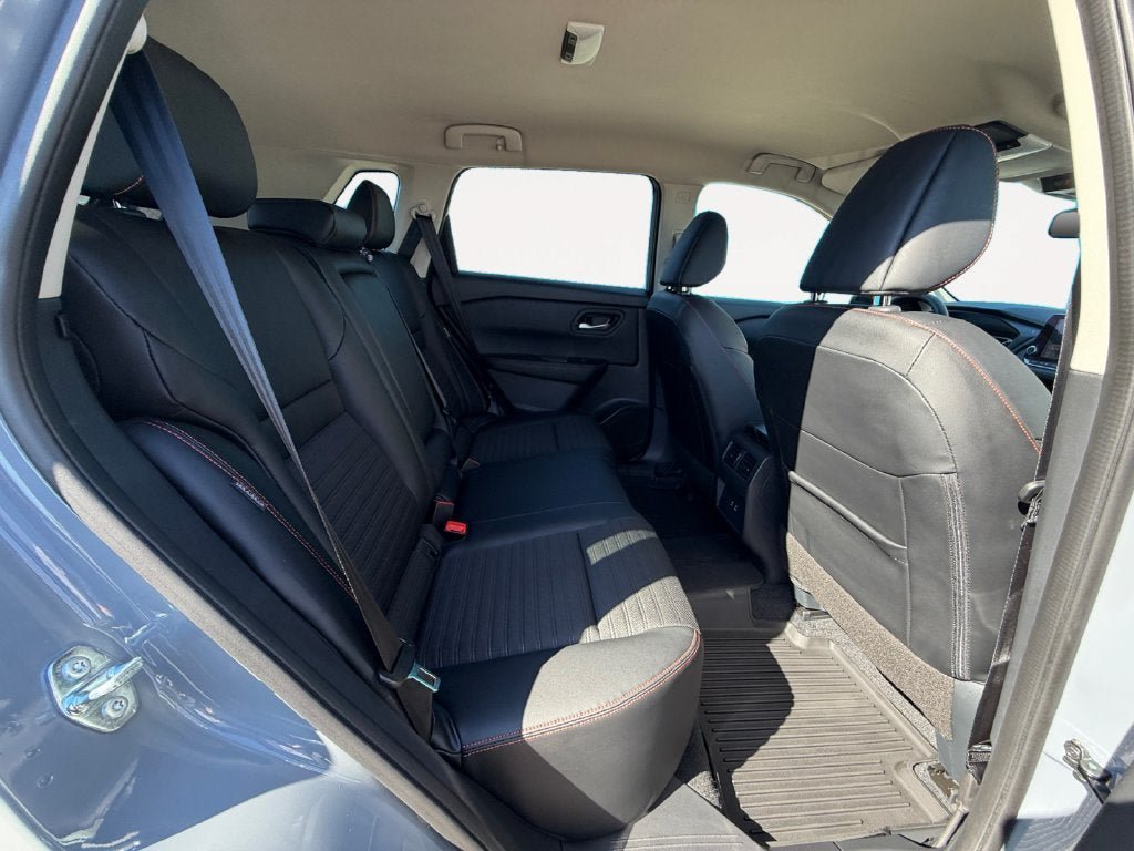 Used 2025 Nissan Rogue SV w/ Rock Creek Premium Package AWD/4WD image 23
