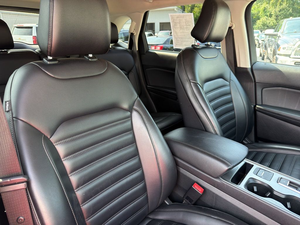 Used 2024 Ford Edge SEL AWD/4WD image 25