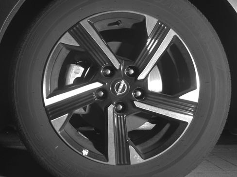Used 2025 Nissan Sentra SV FWD image 12