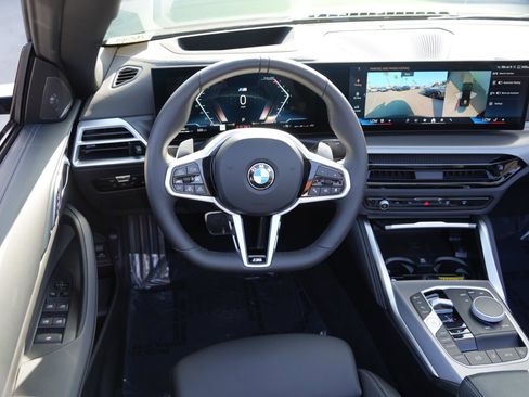 Certified 2025 BMW 430i Convertible w/ M Sport Package image 15
