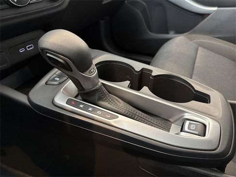Certified 2025 Chevrolet Trax LS image 26