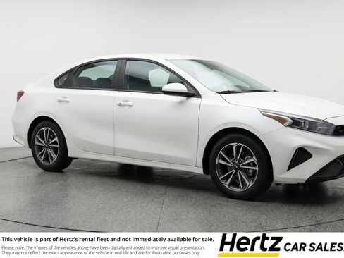 Used 2024 Kia Forte LXS image 1