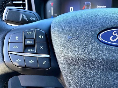 New 2025 Ford Maverick Lariat w/ Black Appearance Package image 19