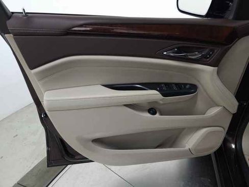 Used 2015 Cadillac SRX Luxury w/ Driver Awareness Package image 14