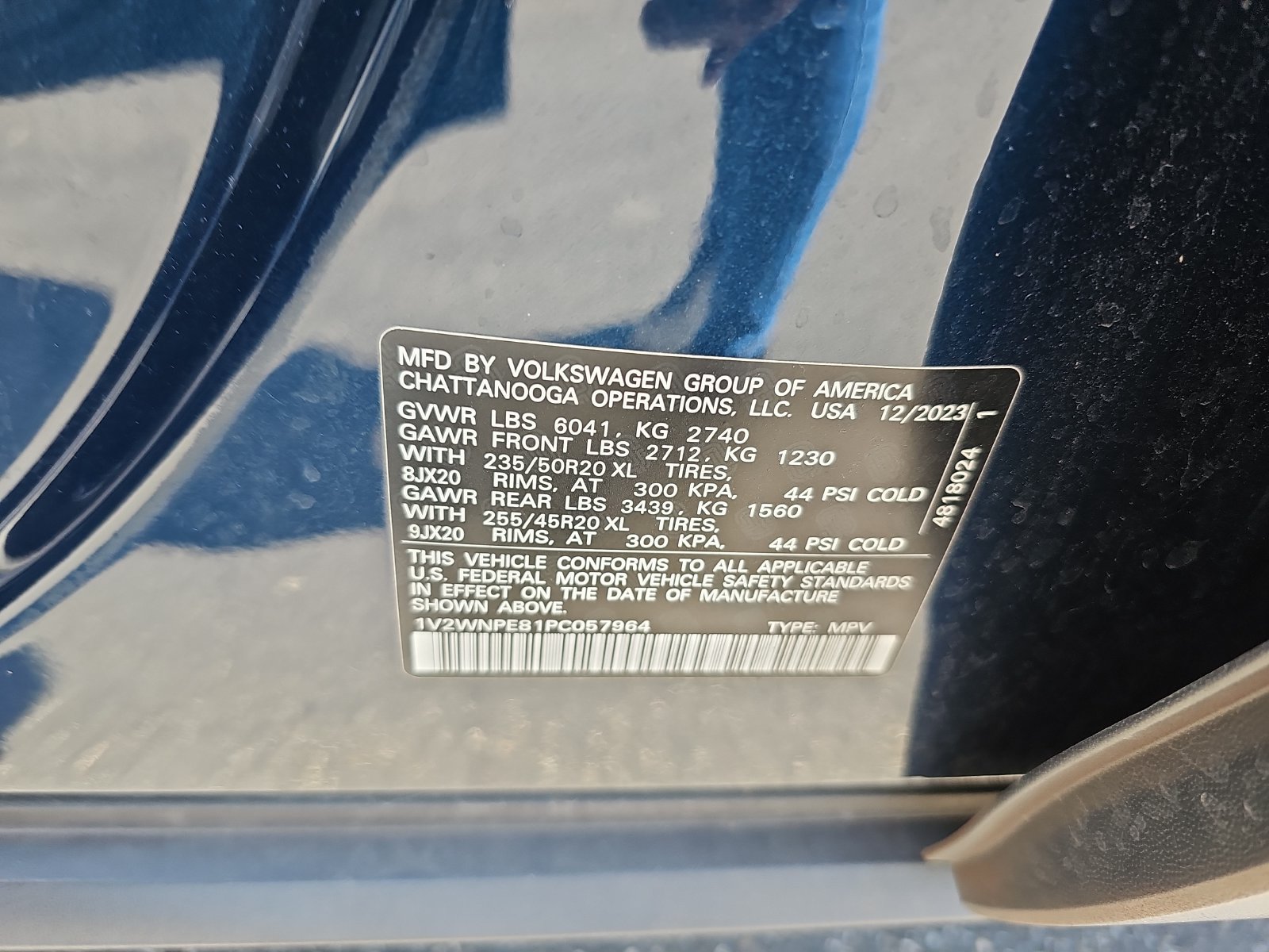 Used 2023 Volkswagen ID.4 Pro S AWD/4WD image 9