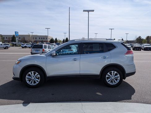 Used 2014 Nissan Rogue SV w/ SV Premium Package image 9
