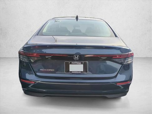 New 2025 Honda Accord SE image 8