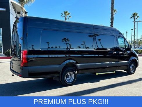 Used 2024 Mercedes-Benz Sprinter 3500 image 3