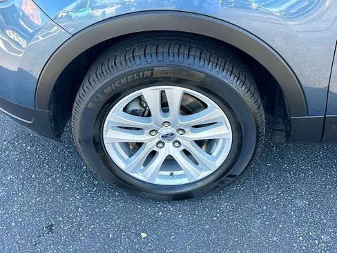 Used 2019 Ford Explorer XLT w/ Equipment Group 202A image 30