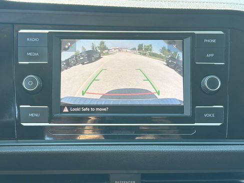 Used 2023 Volkswagen Jetta SE FWD image 16