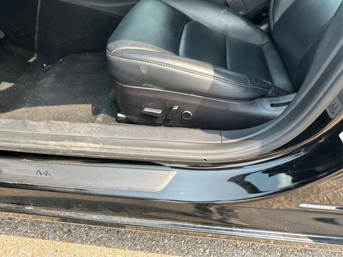 Used 2022 Tesla Model 3 Long Range AWD/4WD image 17