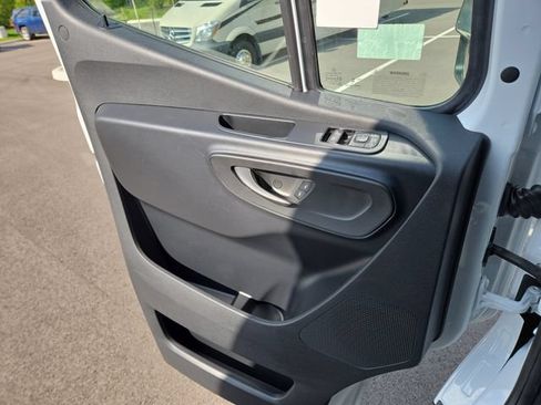 New 2026 Mercedes-Benz Sprinter 2500 image 21