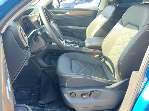 Certified 2025 Volkswagen Atlas SE w/ Panoramic Sunroof Package image 16