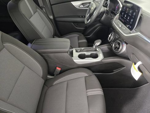 New 2026 Chevrolet Blazer LT w/ Midnight/Sport Edition FWD image 15