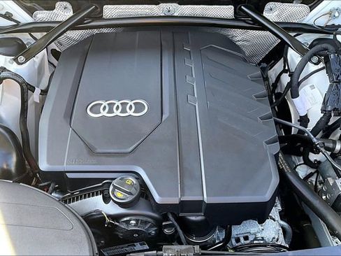 Certified 2023 Audi Q5 2.0T Premium w/ Convenience Package image 30