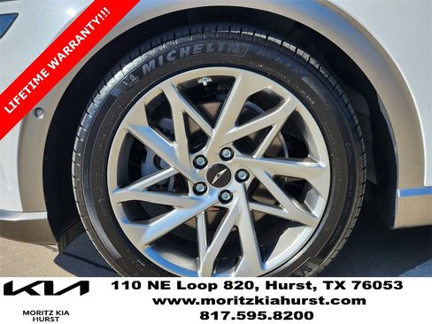 Used 2024 Genesis GV60 Advanced image 16