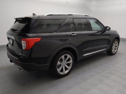 Used 2020 Ford Explorer Platinum w/ Premium Technology Package AWD/4WD image 10