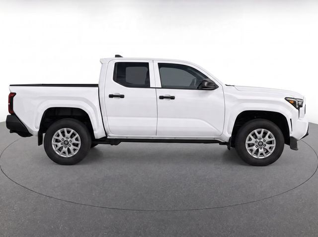 Used 2024 Toyota Tacoma SR AWD/4WD image 8