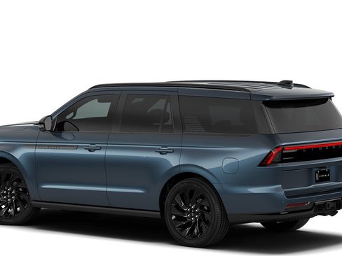 New 2027 Lincoln Navigator Reserve w/ Jet Appearance Package AWD/4WD image 2