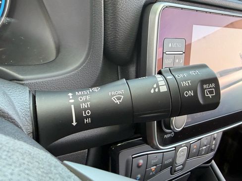 Certified 2024 Nissan Leaf SV Plus FWD image 27
