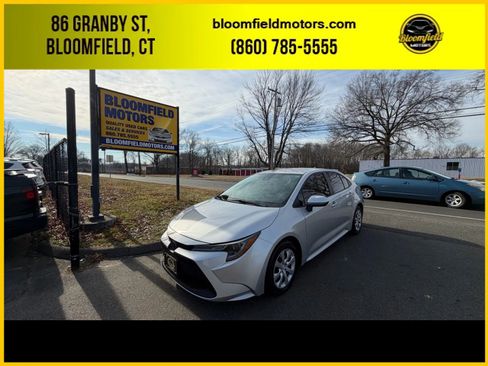 Used 2020 Toyota Corolla LE image 1