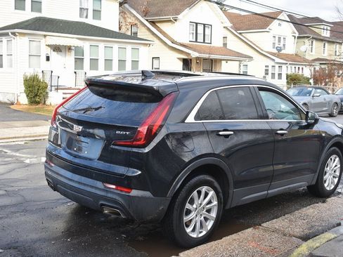 Used 2019 Cadillac XT4 Luxury w/ Cold Weather Package image 6