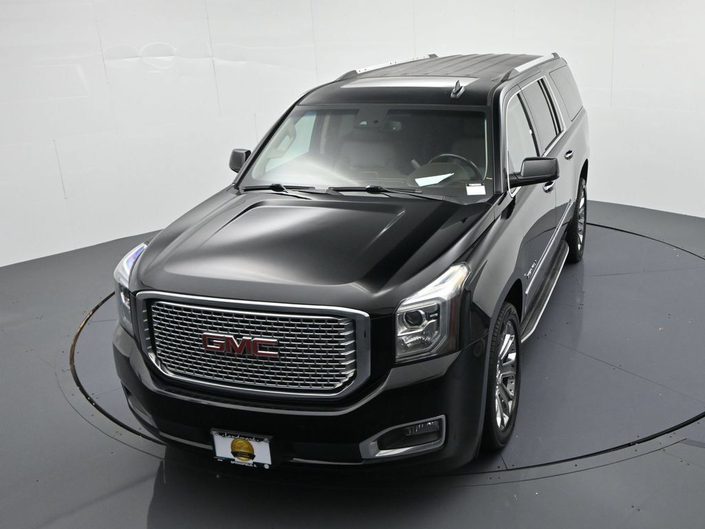 Used 2016 GMC Yukon XL Denali w/ Open Road Package AWD/4WD image 16
