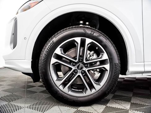 New 2026 Audi Q5 Premium Plus AWD/4WD image 4