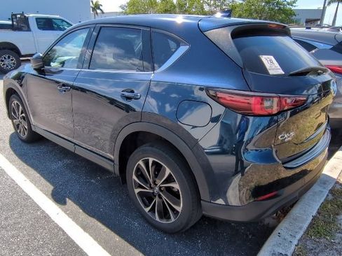 Used 2023 MAZDA CX-5 AWD 2.5 S w/ Premium Plus Pkg image 4