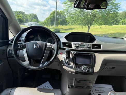 Used 2016 Honda Odyssey Touring image 11